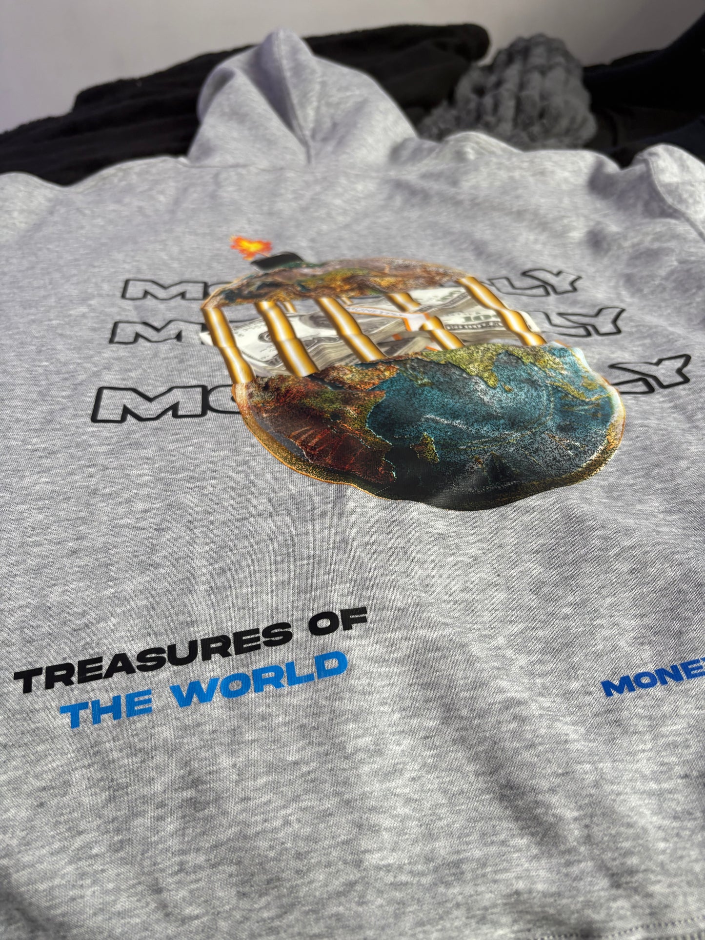 Treasure Of The World- Hoodie - Grey